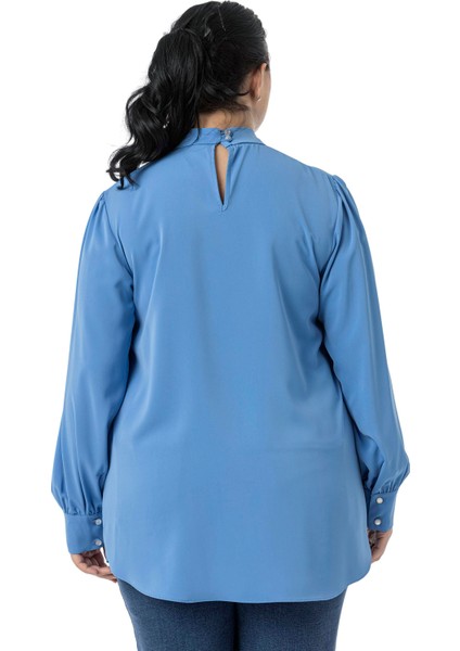 Büyük Beden Yakası Arkadan Düğmeli Dik Yaka Dökümlü Siyah Bluz modelleri