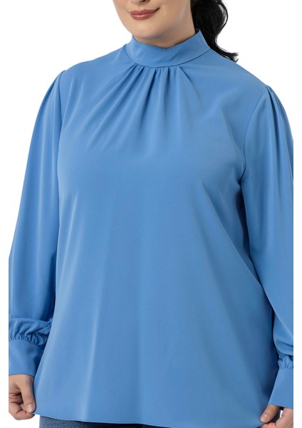 Büyük Beden Yakası Arkadan Düğmeli Dik Yaka Dökümlü Siyah Bluz fırsatları