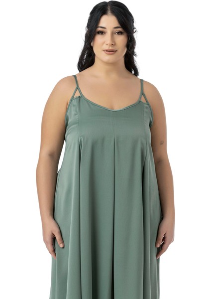Büyük Beden Ayarlanabilir Ince Askılı Derin Plikaşe Detaylı Yırtmaçlı Saten Uzun Mint Yeşili Elbise fiyatları