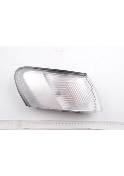 Sağ Sinyal Çıkıntısız Beyaz Toyota Corolla 1995-1998/AE101 Uyumlu 8161012580