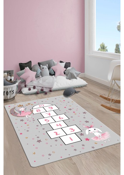 Kaymaz Taban Yıkanabilir Prenses Seksek Desenli Çocuk Halısı