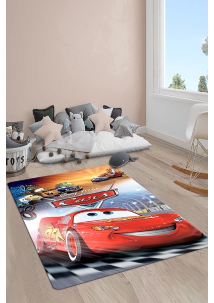 Kaymaz Taban Yıkanabilir Mcqueen Man Desenli Çocuk Halısı
