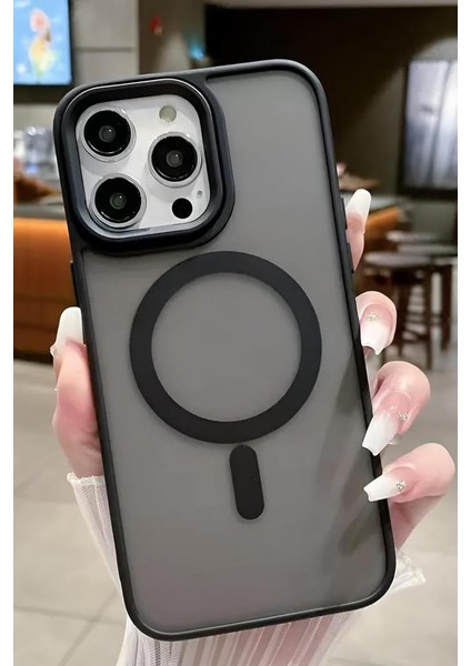 Apple iPhone 13 Pro Max Uyumlu Kablosuz Şarj Destekli Antişok Korumalı Mat Siyah Buzlu Yüzeyli Sert Kılıf