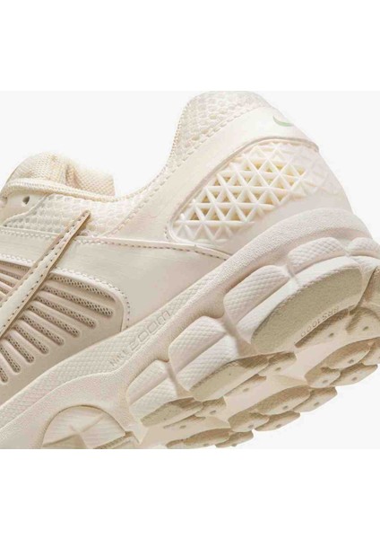 Zoom Vomero 5 erkek sneaker