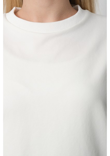 Kadın Ekru Bisiklet Yaka Yırtmaç Detaylı Balon Kol 2 İplik Sweatshirt fırsatları