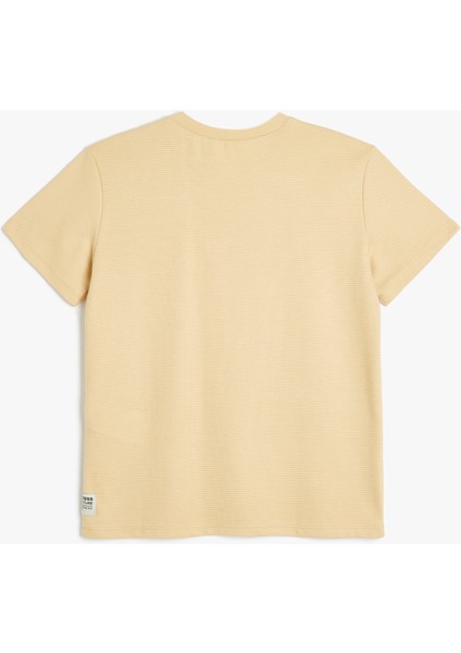Pamuklu Kısa Kollu Bisiklet Yaka Oversize Basic Tişört fiyatları