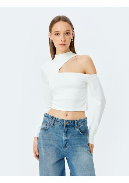 Omzu Açık Pencere Detaylı Uzun Kollu Crop Tişört modelleri