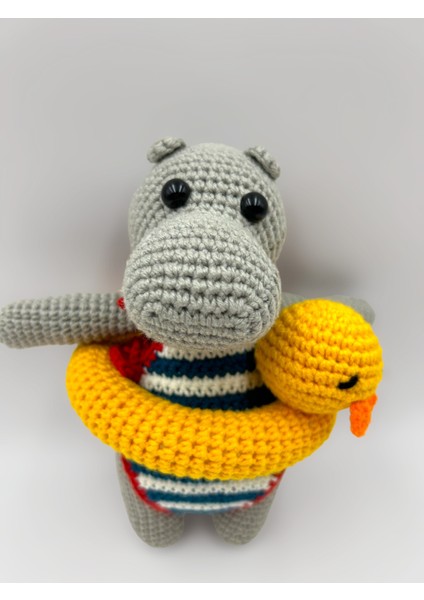 Amigurumi El Örgüsü Simitli Hipopotam Oyuncak