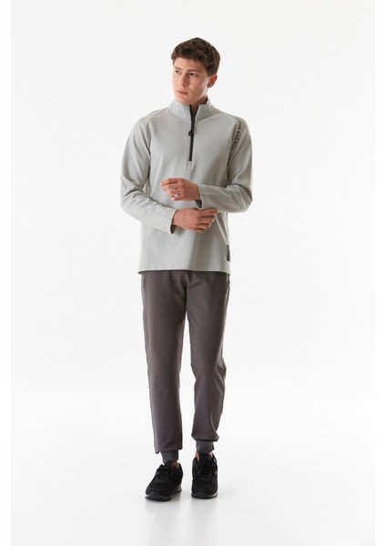 Collective Energy Yazı Baskılı Yarım Fermuarlı Dik Yaka Sweatshirt modelleri