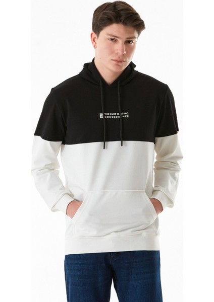 Renk Bloklu Yazı Kabartmalı Kapüşonlu Sweatshirt