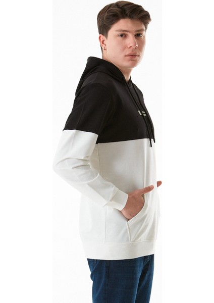Renk Bloklu Yazı Kabartmalı Kapüşonlu Sweatshirt fırsatları
