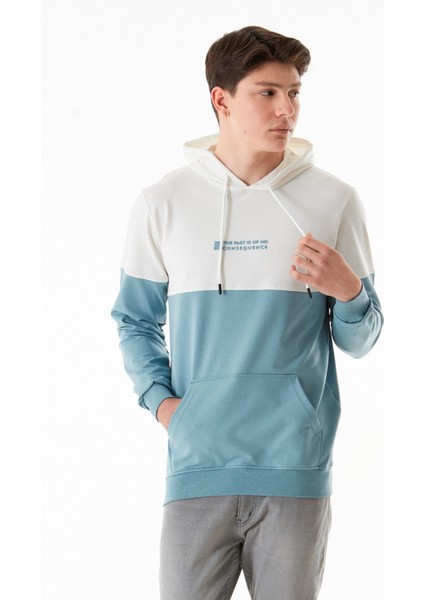 Renk Bloklu Yazı Kabartmalı Kapüşonlu Sweatshirt