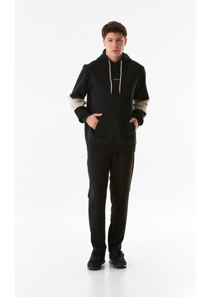 The Good Yazı Baskılı Kanguru Cepli Kapüşonlu Sweatshirt modelleri