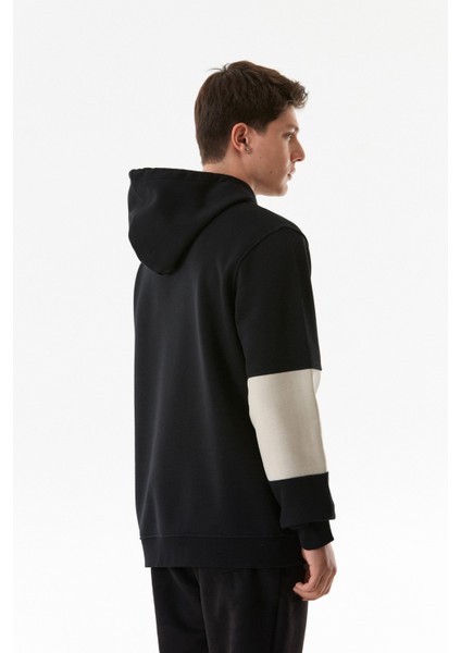 The Good Yazı Baskılı Kanguru Cepli Kapüşonlu Sweatshirt indirimleri