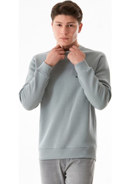 3 Iplik Yazı Nakışlı Bisiklet Yaka Sweatshirt fırsatları