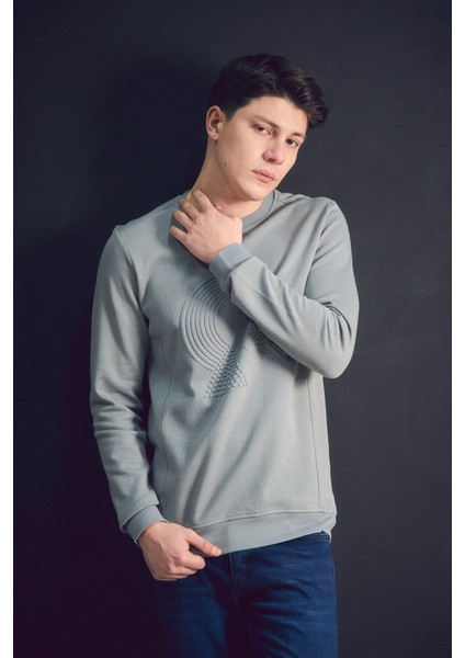 Kabartma Desenli Bisiklet Yaka Sweatshirt