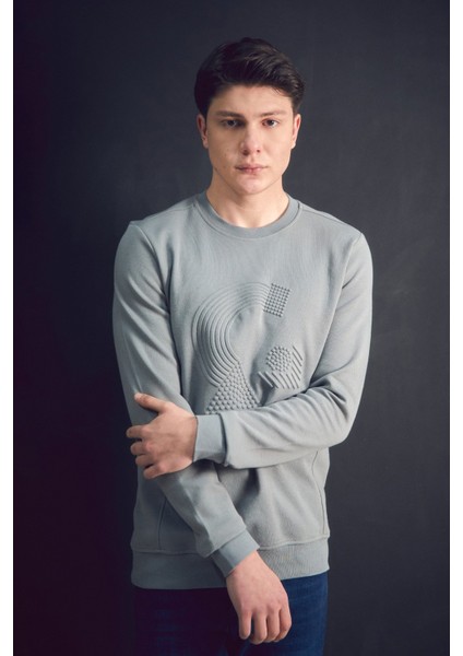 Kabartma Desenli Bisiklet Yaka Sweatshirt