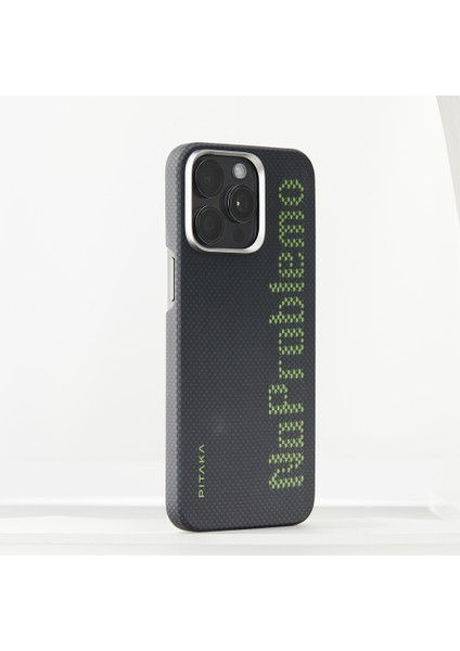 iPhone 15 Pro Max Kılıf Magsafe Uyumlu Fosforlu Aramid Fiber Pitaka Tactile Woven Aries Seri Siyah