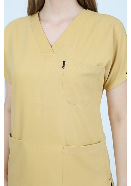 V Yaka Açık Hardal Tek Üst Uniforma (Viscon) L fırsatları