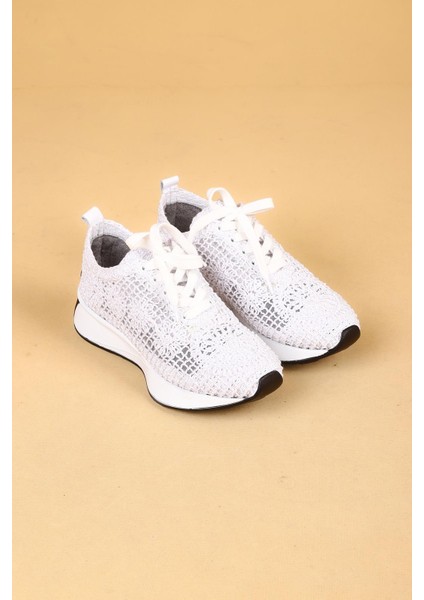 Zeal Beyaz Renkli Kadın Yazlık Sneaker fırsatları