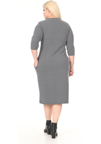 Çift Cepli Kışlık Büyük Beden Esnek Desenli Elbise 37D-2613
