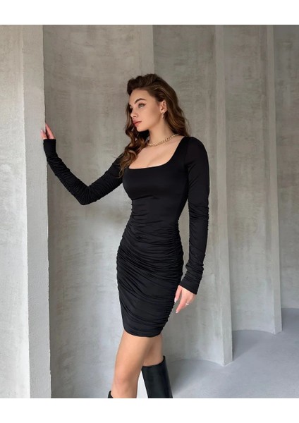 Kare Yaka Drapeli Mini Elbise