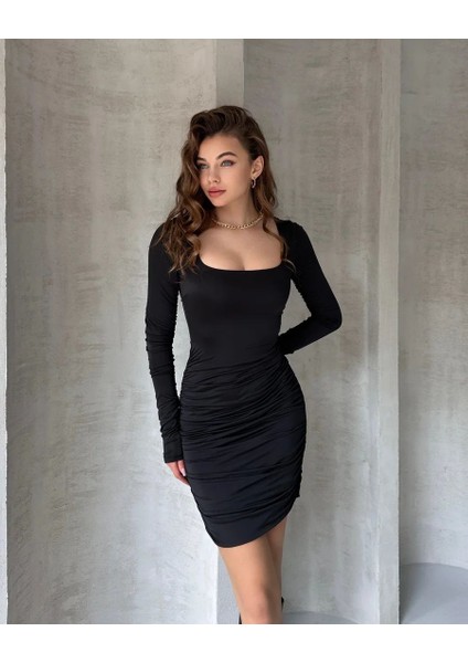 Kare Yaka Drapeli Mini Elbise
