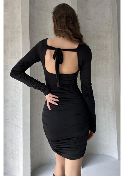 Kare Yaka Drapeli Mini Elbise