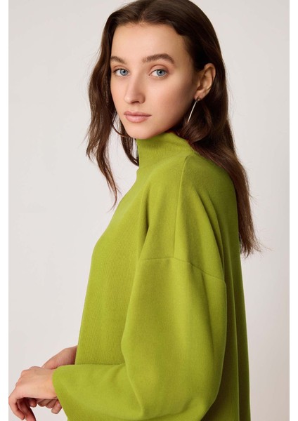 Yanları Yırtmaçlı Boğazlı Örme Elbise modelleri