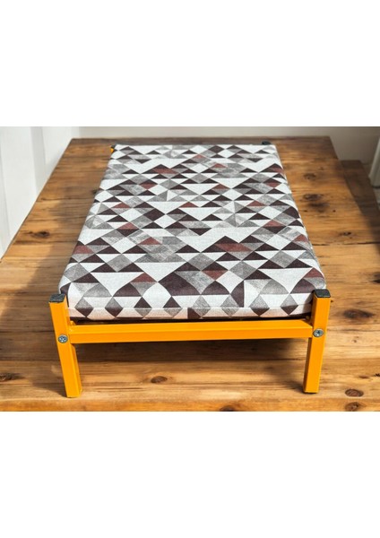 ED PET DİZAYN 30*50 Kedi Köpek Yatağı Turuncu. Ergonomik Tasarım Minderi ile Beraber