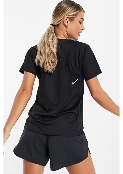 Dri-Fit Race Top In Black Kadın Siyah Spor Tişört