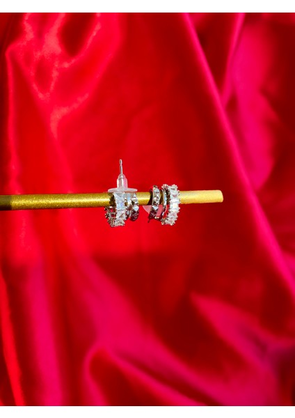 Üçlü Taş Detaylı Çelik Silver Küpe