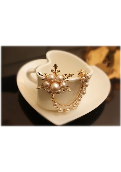 Avrupa Retro Lüks Inci Çiçek Broş Kadınlar Için Hediye (Yurt Dışından)