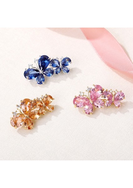 Küçük Mavi Kadınlar Için Yeni Taşlı Kelebek Broşlar 7 Renk Düğün Moda Takı Hediye Kadınlar Sevimli Çinko Kristal Kelebek Emaye Iğne Aksesuarları Küçük ve Büyük Boyutlar (Yurt Dışından)