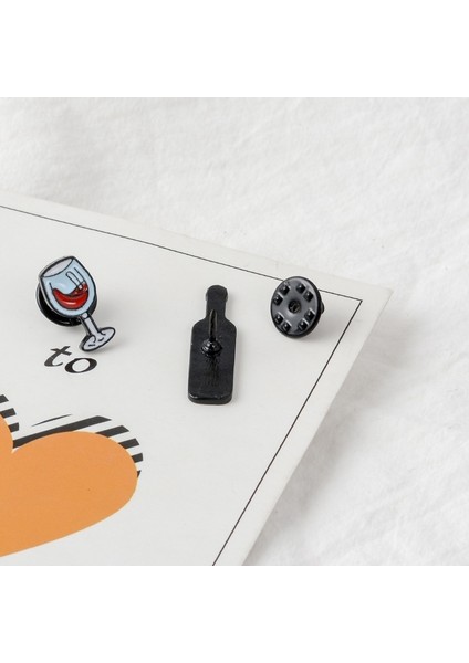 Kalp ve Şarap Bardağı Yerliği ile Kırmızı Şarap Rölyef Toplu Iğne (Yurt Dışından) indirimleri