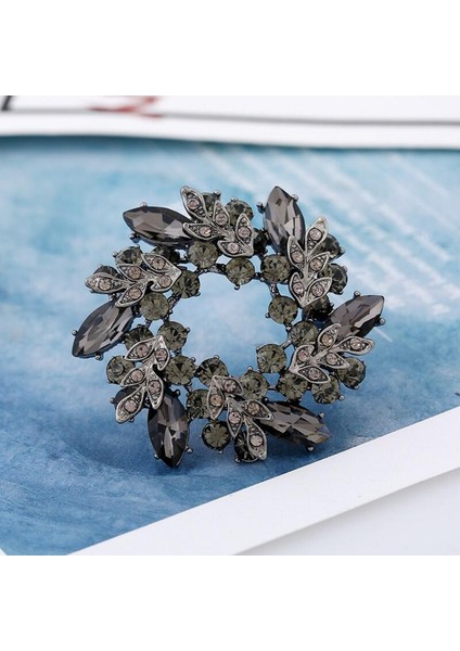Çok Renkli Stil Kadınlar Için Büyük Çiçek Kristal Broş Moda Buket Taşlı Broşlar ve Saç Tokası Takı (Yurt Dışından)