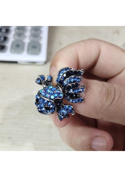 Parti Elbisesi Kadın Mavi Takı Kristal Balık Broş Alaşım ve Taşlı Japon Balığı Brooş Moda Şık Kadınlar Için (Yurt Dışından) fiyatları