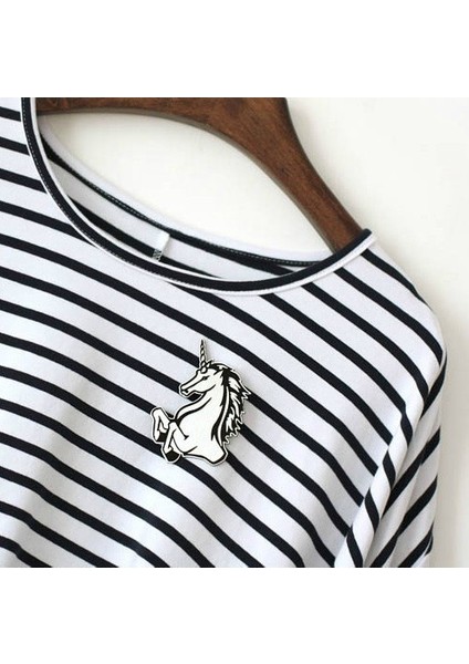 Siyah Beyaz Tarzı Moda Takı Siyah ve Beyaz Unicorn Broş Akrilik Yaka Broş Hediye Rozeti Aksesuarları Yaka Iğnesi Broşlar (Yurt Dışından)