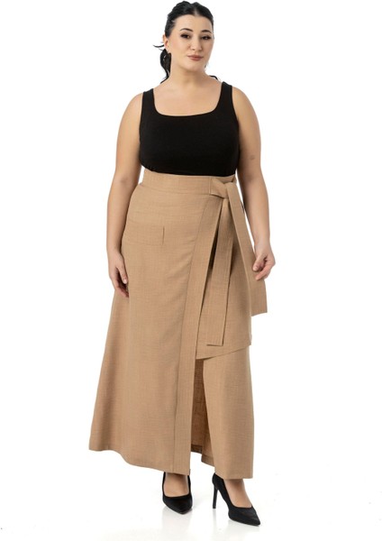 Büyük Beden Önden Yırtmaçlı Süs Bağlama Detaylı Torba Cepli Vizon Midi Etek