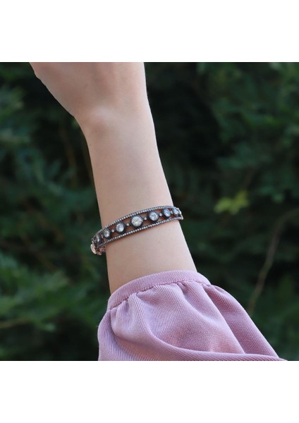 Elmas Montür Rose Gold Kaplama Sıra Taşlı Gümüş Kelepçe