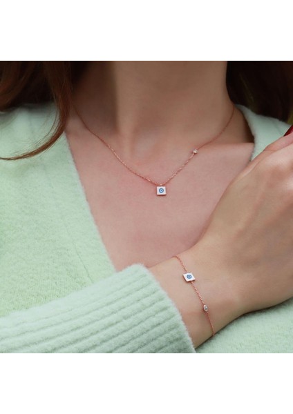Kare Figürlü Zirkon Taşlı Mine Işli Rose Gold Kaplama Gümüş Takım