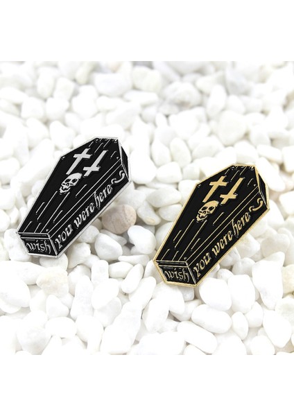 No.1 Boyutu Kafatası Çapraz Tabut Pazen Broş Siyah Punk Gotik Rozet Cadılar Bayramı Aksesuarlar Kişilik Yaratıcı Pin (Yurt Dışından) fiyatları