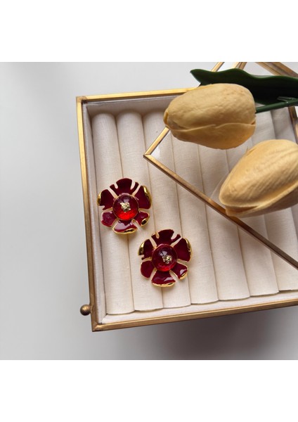 Bordo Mineli Yaldızlı Çiçek Küpe