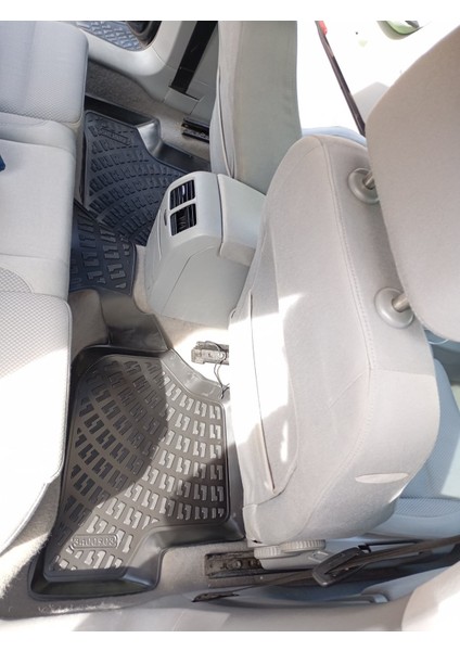 Volkswagen Golf 5 2003-2009 3D Havuzlu Paspas Siyah