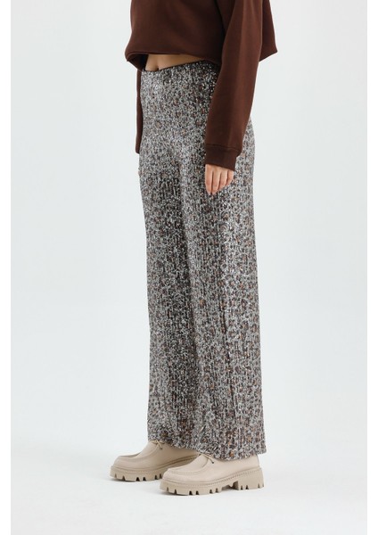 Kadın Pullu Astaralı Rahat Kesim Pantolon- Lastikli Bel - Işıltılı Kumaş fiyatları