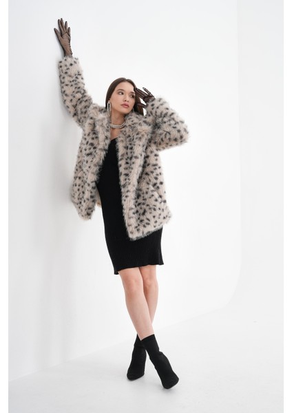 Leopar Desenli Tüylü Ceket fırsatları