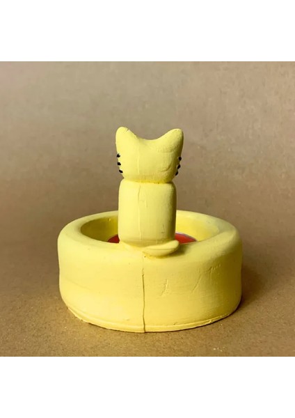 Uretti El Yapımı Sevimli Isınan Sarı Kedi Dekoratif Mumluk - 7 x 7 cm