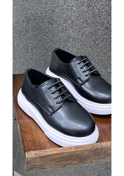 Erkek Çocuk Ayakkabı