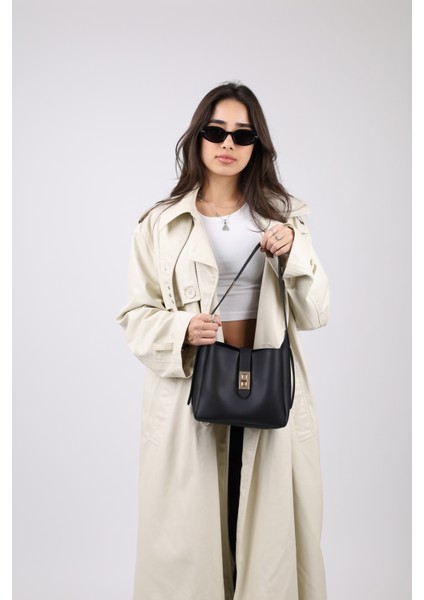 Gold Kilit Detay Aksesuarlı Ayarlanabilir Kilit Askılı El Kol ve Omuz Çantası modelleri