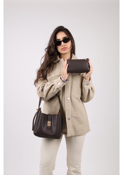 Gold Kilit Detay Aksesuarlı Ayarlanabilir Kilit Askılı El Kol ve Omuz Çantası indirimleri